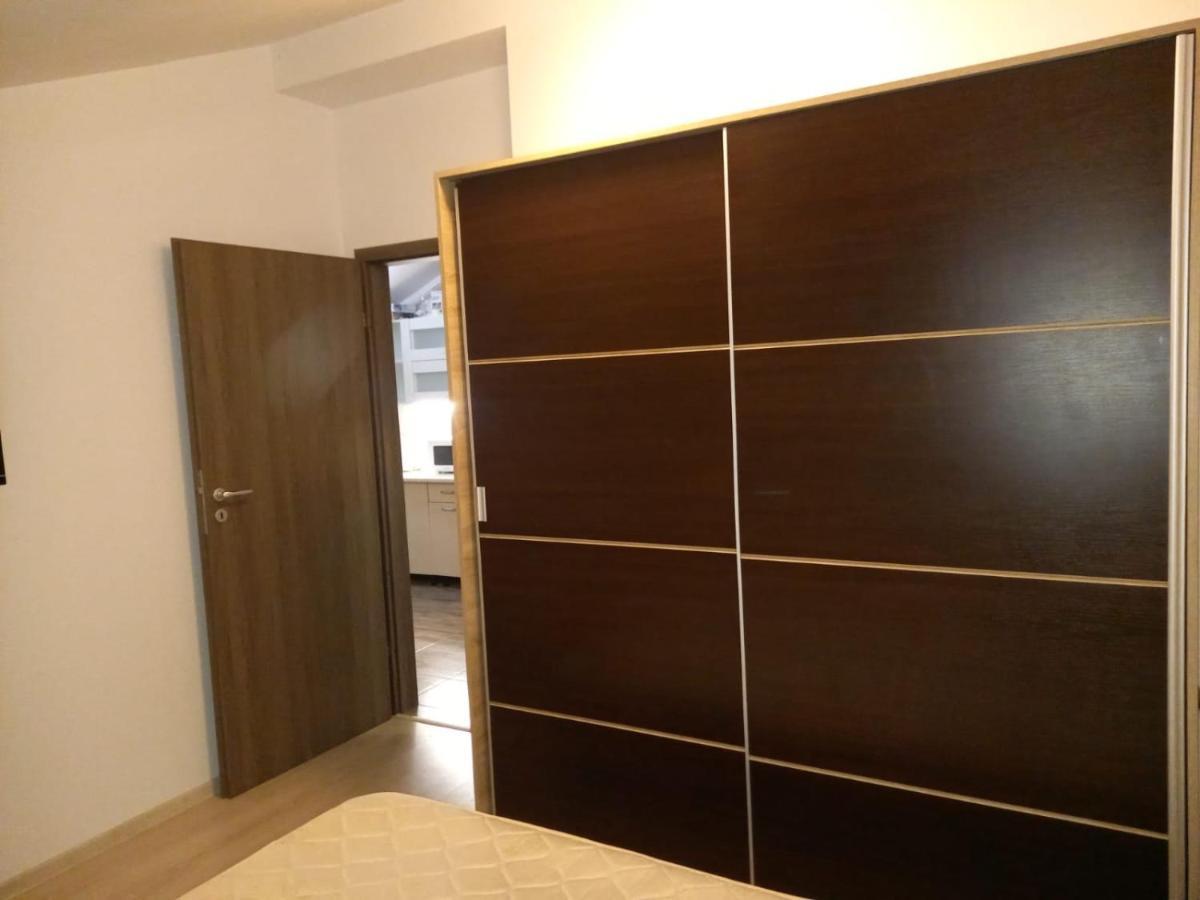 Apartament 2 Camere Chiajna Eksteriør billede