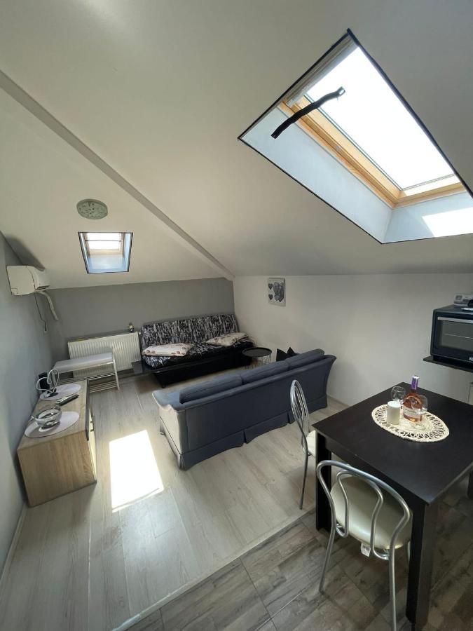 Apartament 2 Camere Chiajna Eksteriør billede